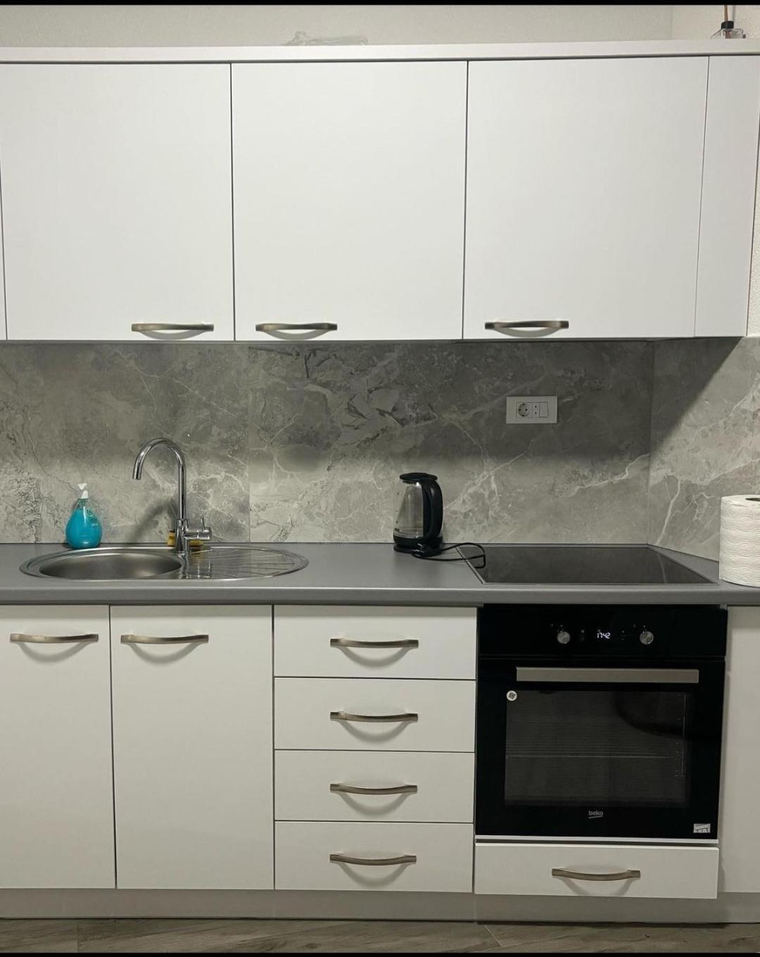 Hotel Inn Prizren Habitación foto